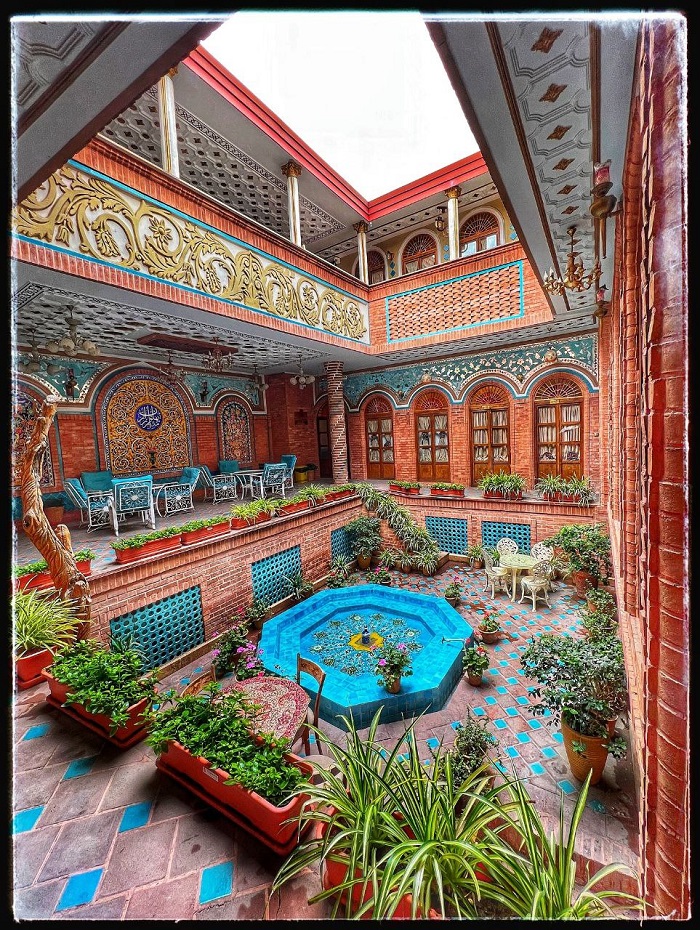 Tehran Razaz Boutique Hotel